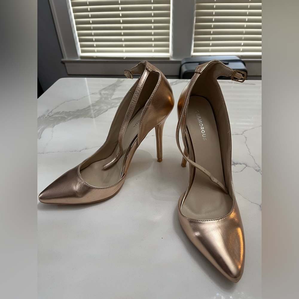 Lulus rose gold heels
